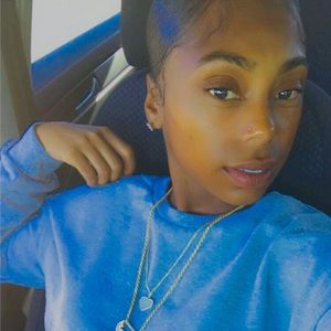 Meet your Posher, Shaquanda